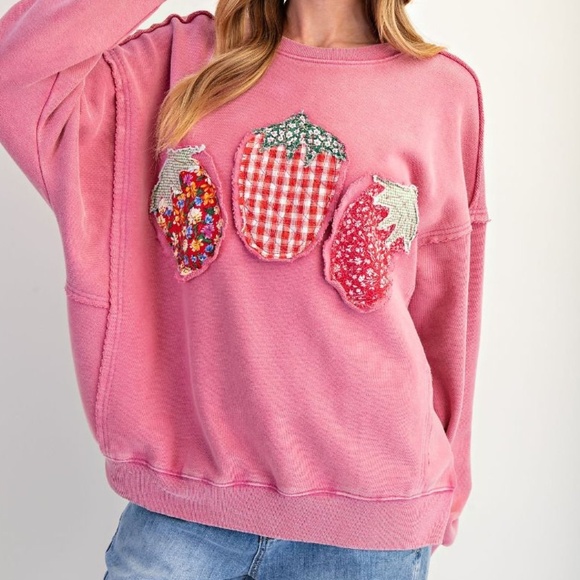 600 NWT Easel Pink Strawberry Sweatshirt - Picture 2 of 5